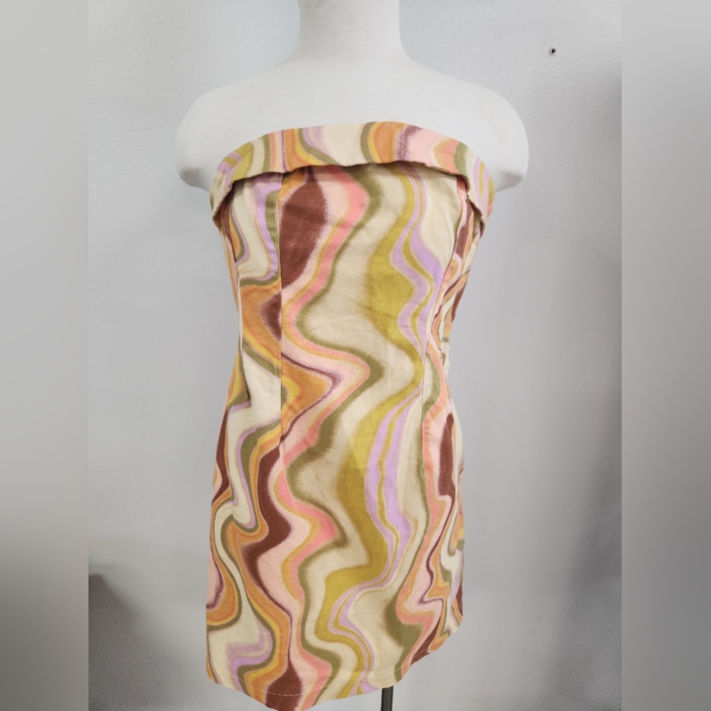 Wild Fable 70s Retro Style Tube Mini Dress Psychedelic Design Womens M NWOT Mod